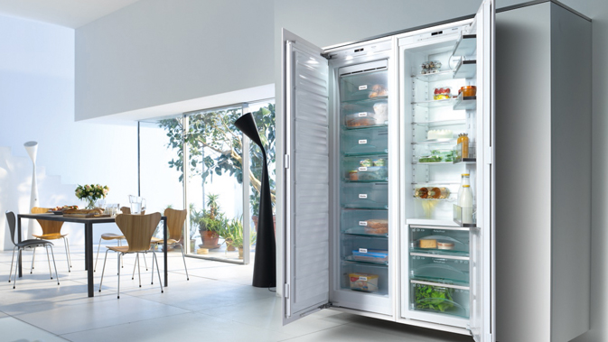 Erschwinglicher Luxus: Werten Sie Ihren Raum mit einem günstigen Flaschenkühlschrank auf
